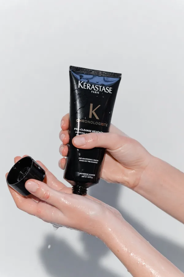 Kerastase Chronologist Pre-Cleanse Regenerant - Image 3